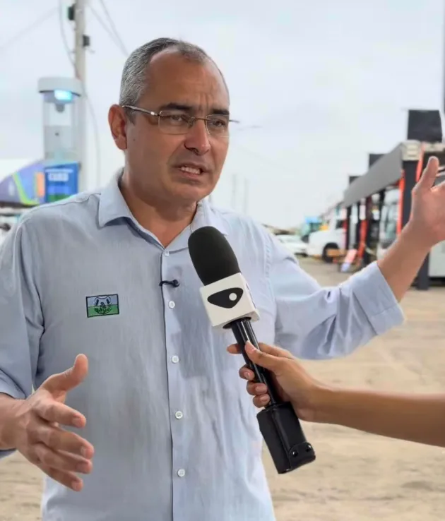 Multidão enfrenta chuva para acompanhar shows na abertura da ExpoAgro São Mateus 2026