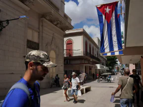 EUA anunciam novas sanções contra Cuba, aumentam pressão e impactam turismo