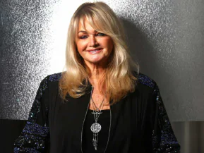 Morre aos 75 anos Bonnie Tyler, ícone do rock e pop dos anos 1980