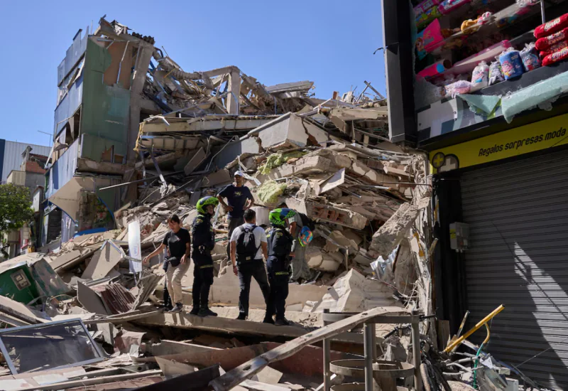 Passa de 200 o número de mortos na Colômbia após terremoto de magnitude 7,4