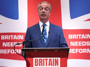 Nigel Farage recupera cadeira no Parlamento do Reino Unido