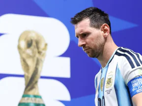 Após Argentina eliminar a Suíça, Messi faz projeção e alerta: ‘Grupo sente’