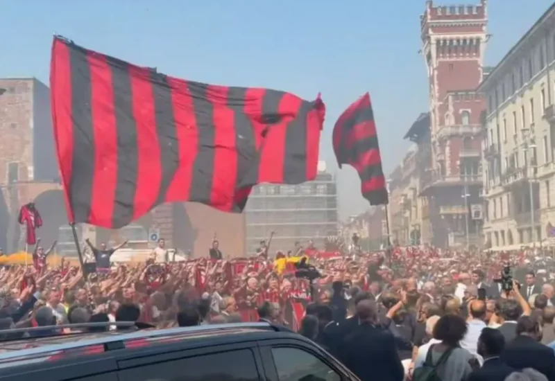 Ciao Capitano: multidão de torcedores do Milan se reúne em adeus a Baresi