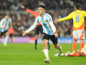 Flamengo vive semana decisiva por Thiago Almada após fim da Copa do Mundo