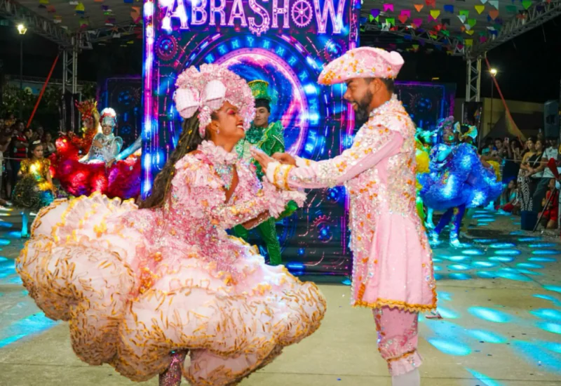 Arraiá AbraShow vence 5º Arraiá de Quadrilhas de Linhares