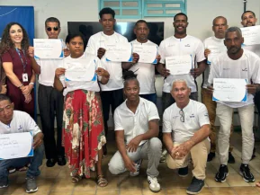 Curso profissionalizante forma alunos atendidos pela assistência social em São Mateus