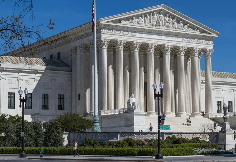 Suprema Corte dos EUA freia política anti-imigração de Trump