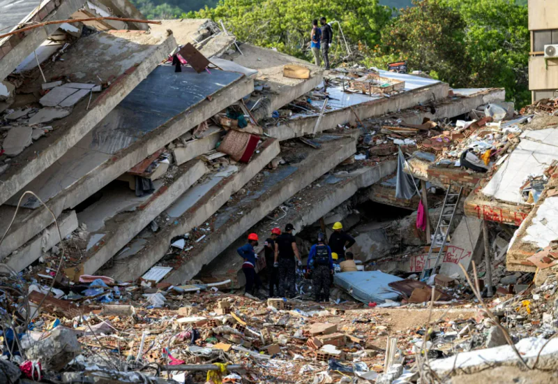 Famílias da Venezuela buscam recomeço em abrigos após terremotos mortais