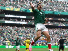 México vence África do Sul na abertura da Copa do Mundo e quebra tabu