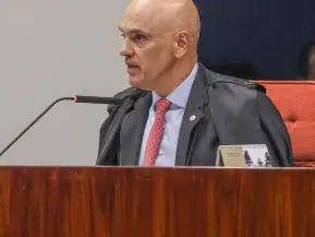 Moraes vota contra uso de provas para atacar vítimas de crimes sexuais