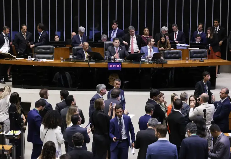 Congresso vota em 30 de abril veto de Lula a PL da Dosimetria