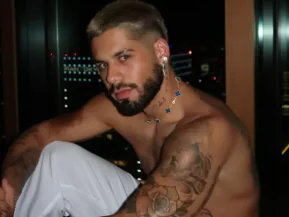 Zé Felipe se revolta com Vini Jr: “Toma no c*. Cumprimenta minha chibata”