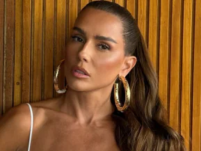 Deborah Secco é processada por vizinho que pede quase R$ 100 mil de indenização