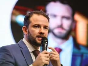 Dario Durigan assume Ministério da Fazenda