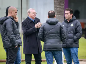 Amistoso, lesões e renovação com Memphis: o plano do Corinthians pós-Copa
