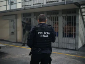 Justiça condena policiais penais por tortura em presídio de Vila Velha