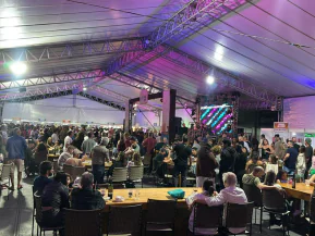Festival Vinho & Mar reúne gastronomia, vinhos e artesanato em Guriri