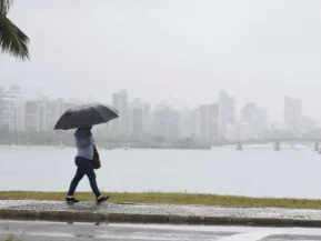Frente fria avança pelo Sudeste e deve trazer chuva ao ES