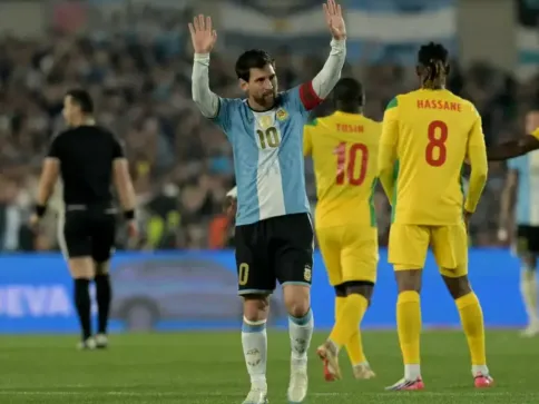 A última dança: Messi emociona o mundo no adeus à Argentina