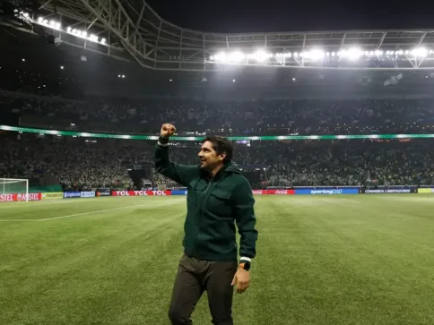Abel recebe sondagem do Sporting, e Palmeiras se apoia em contrato