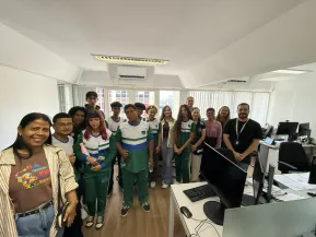 Alunos de São Mateus visitam sede do Procon-ES após se destacarem em programa