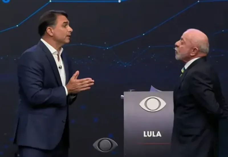 Ataques marcam 1º debate na TV entre Lula e Flávio; veja principais pontos