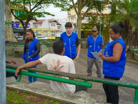 Atendimento social leva acolhimento e encaminhamentos a pessoas em situação de rua em Linhares