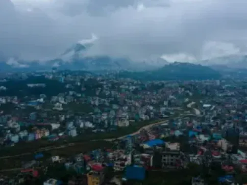 Avalanche no Nepal deixa 4 mortos e 10 desaparecidos em acampamento base