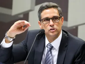 CPI do Crime Organizado cancela sessão após ausência de Campos Neto