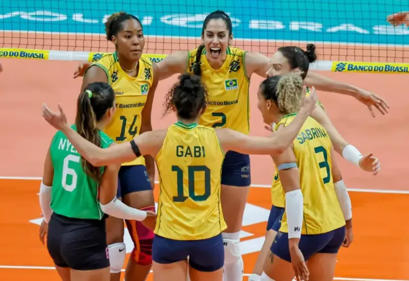 Brasil supera Chile e chega invicto à 'final' do Sul-Americano