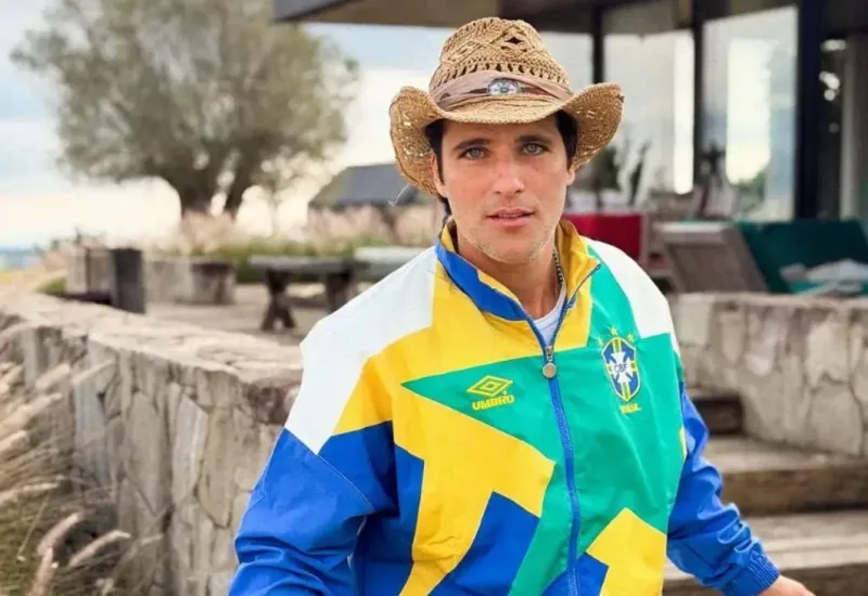 Bruno Gagliasso admite erro após polêmica no McDonald's e fala em volta às novelas