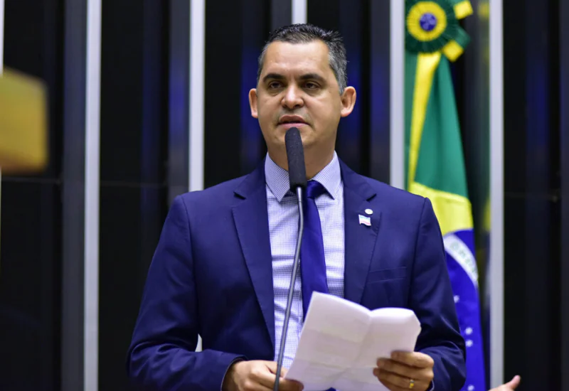 Gilson Daniel apresenta proposta para limitar solturas após prisão em flagrante