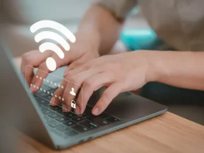 Por que especialistas recomendam cautela ao usar Wi-Fi de hotéis
