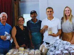Prefeitura começa entrega de alimentos e beneficia mais de 100 famílias em Jaguaré