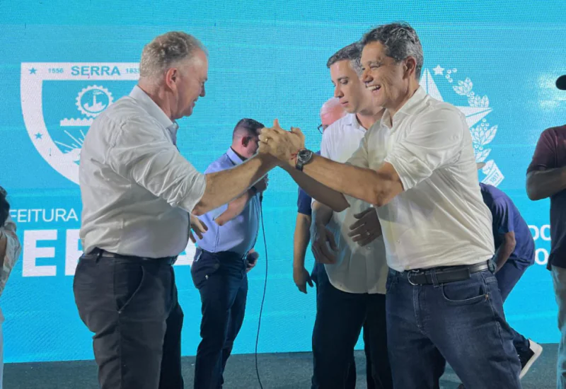 Casagrande volta a ressaltar confiança em Ricardo Ferraço na condução do governo capixaba