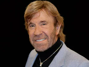 Lenda do cinema e das artes marciais, Chuck Norris morre aos 86 anos