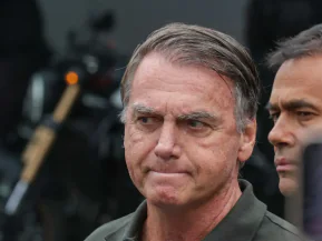 PGR se posiciona a favor de prisão domiciliar para Bolsonaro