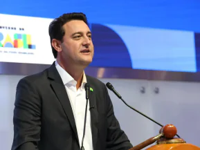 Ratinho Junior anuncia saída da disputa presidencial