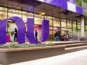 Erro no app do Nubank prejudica Pix e movimentações nesta segunda-feira