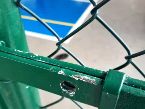 Quadra em Pinheiros é invadida e depredada antes da inauguração