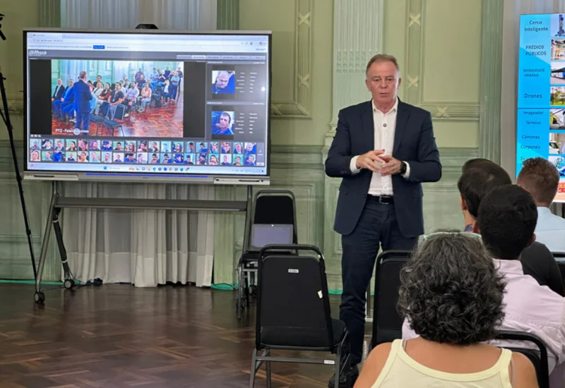 Escolas estaduais recebem tecnologia para ampliar aprendizado e segurança