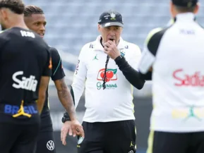 Brasil enfrenta Croácia com vagas em aberto na lista da Copa