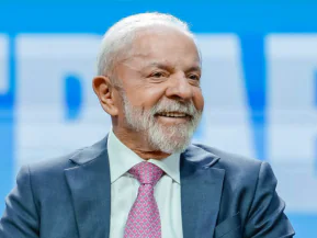 Lula sanciona lei que amplia prazo da licença-paternidade para 20 dias