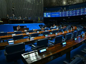 Senado analisa projeto que inclui estágio como experiência profissional