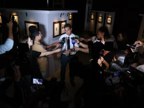 Ricardo Ferraço prorroga exposição de Rembrandt no Palácio Anchieta