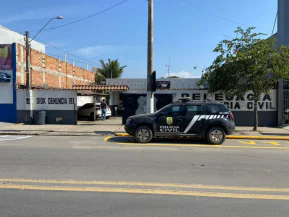 Mulher é presa no ES suspeita de falsificar registro da OAB e atuar em presídios