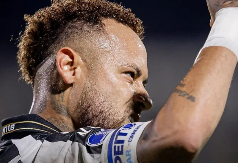 Neymar se desculpa publicamente após tapa em Robinho Jr.: “Me excedi”