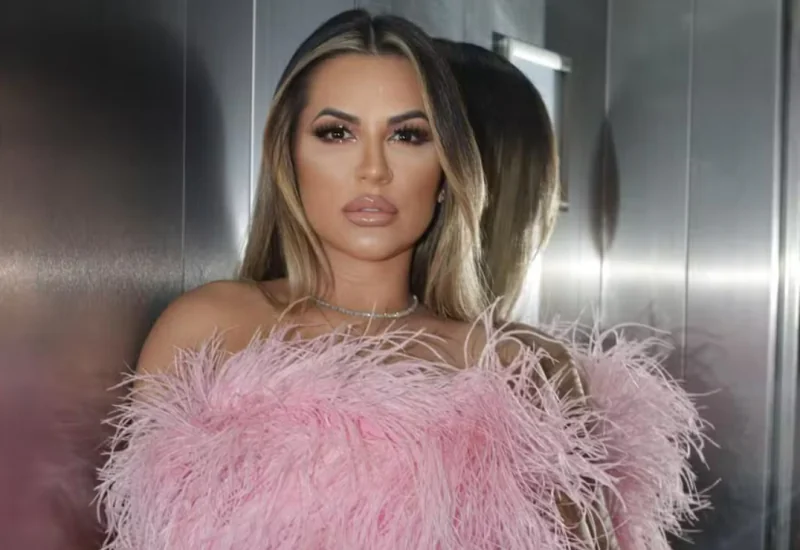 Influencer Deolane Bezerra é presa em operação contra o PCC em SP