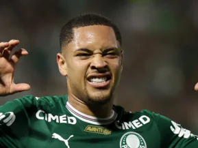 Vitor Roque provoca jogador do Flamengo após vitória: ‘Papo’