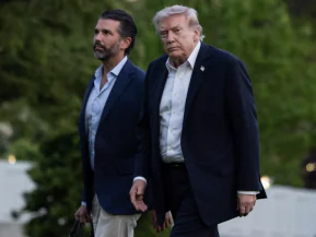Trump diz que atirador tinha ‘possível obsessão’ pela Casa Branca após ataque próximo ao prédio